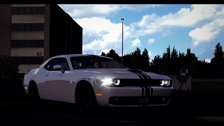 ETS2 – Dodge Challenger SRT Araba Yaması (1.37.x)